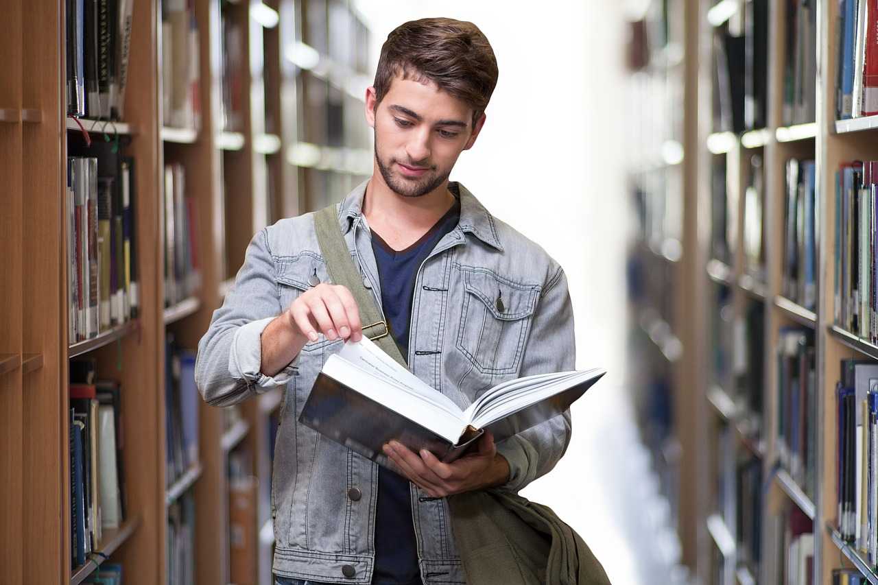 ¿Dónde estudiar un máster en España? - EstudiaGratis.club